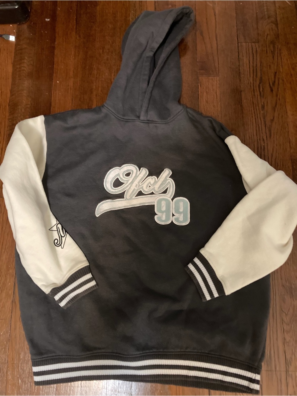 Men's Size M BOOHOOMAN Grey & Cream Hooded Varsity Sweater with '99' Applique